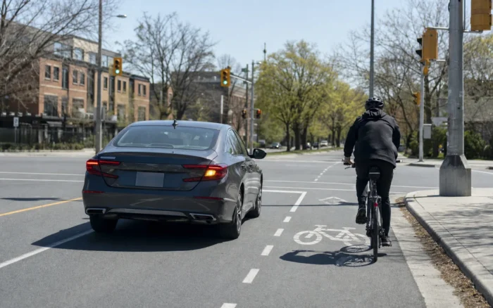 How to Make a Right Turn in Ontario