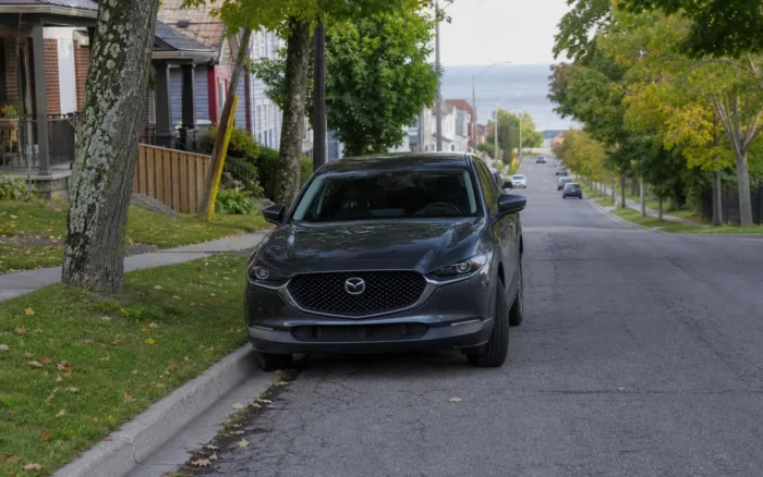 Parking on a Hill in Ontario: Which Way to Turn Your Wheels